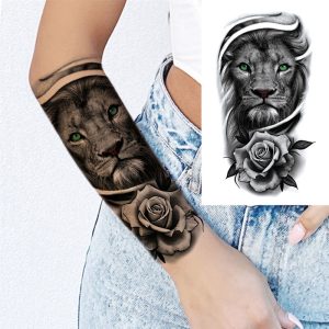 Temporäres Tattoo mit Löwe und Rose